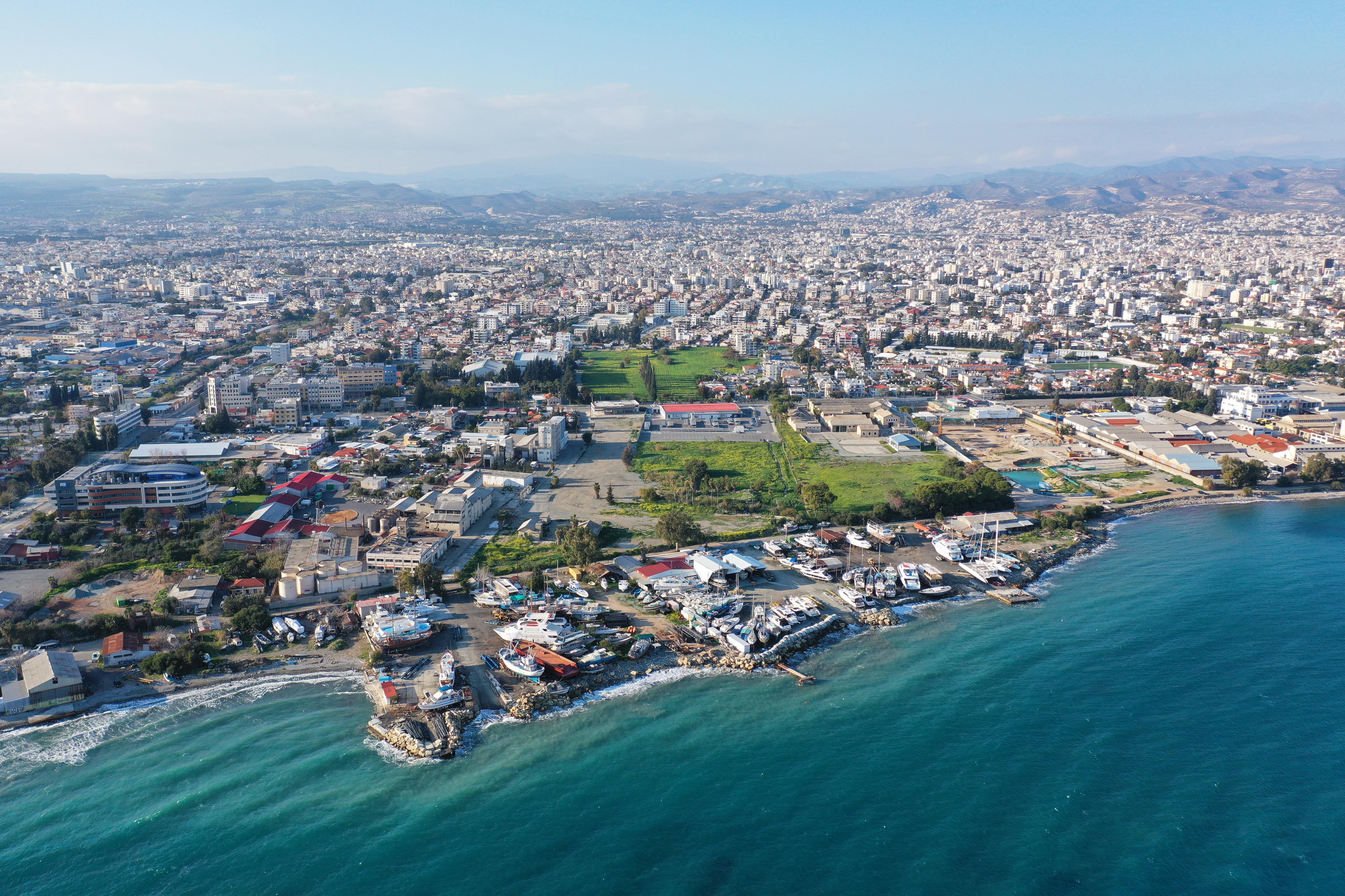 Лимассол признан самым дорогим городом для проживания на Кипре