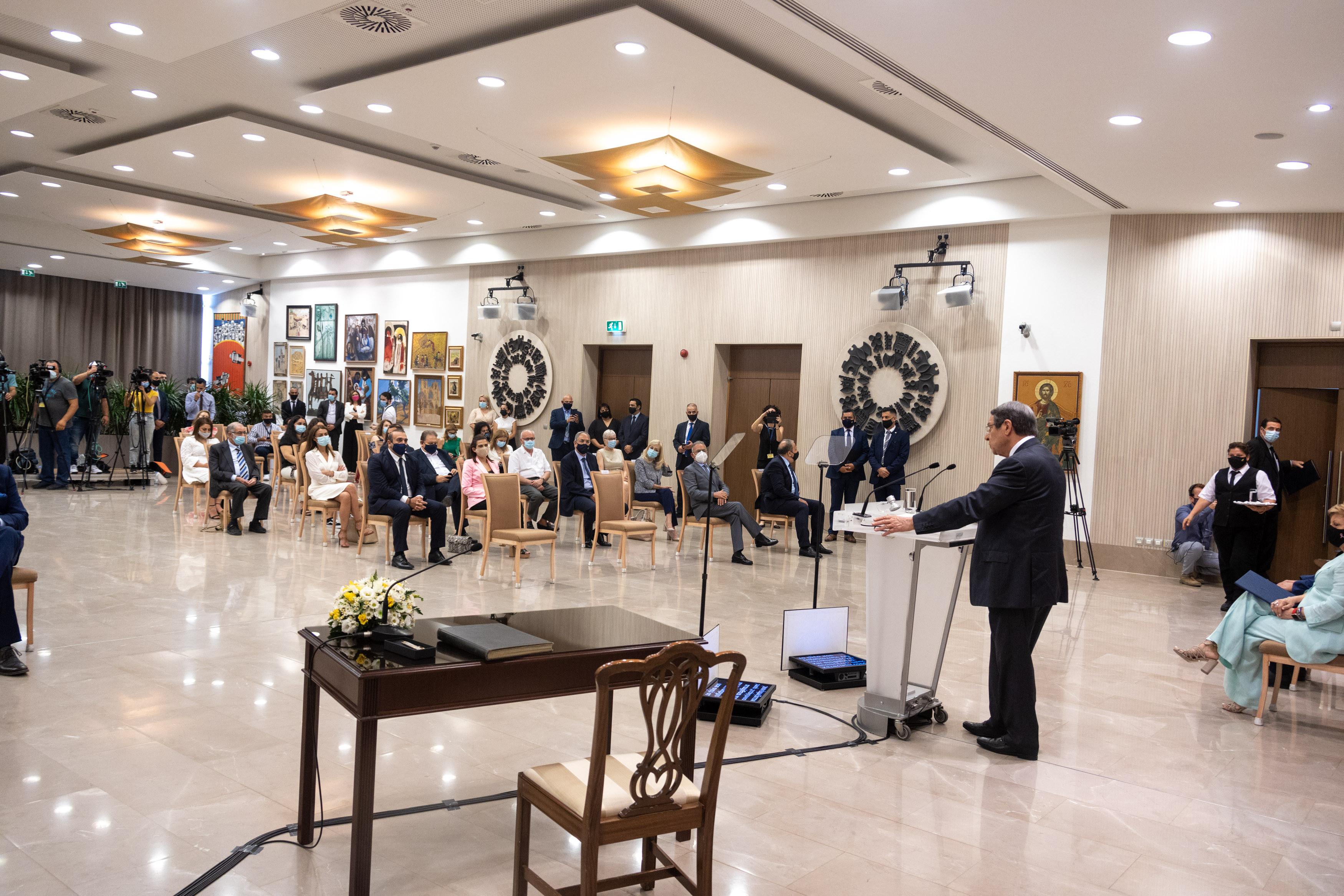 Отчёт Следственного комитета по проблемным натурализациям передан начальнику полиции Кипра