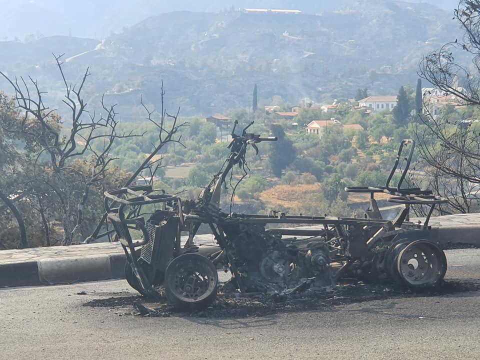 На Кипре сгорело около 80 домов