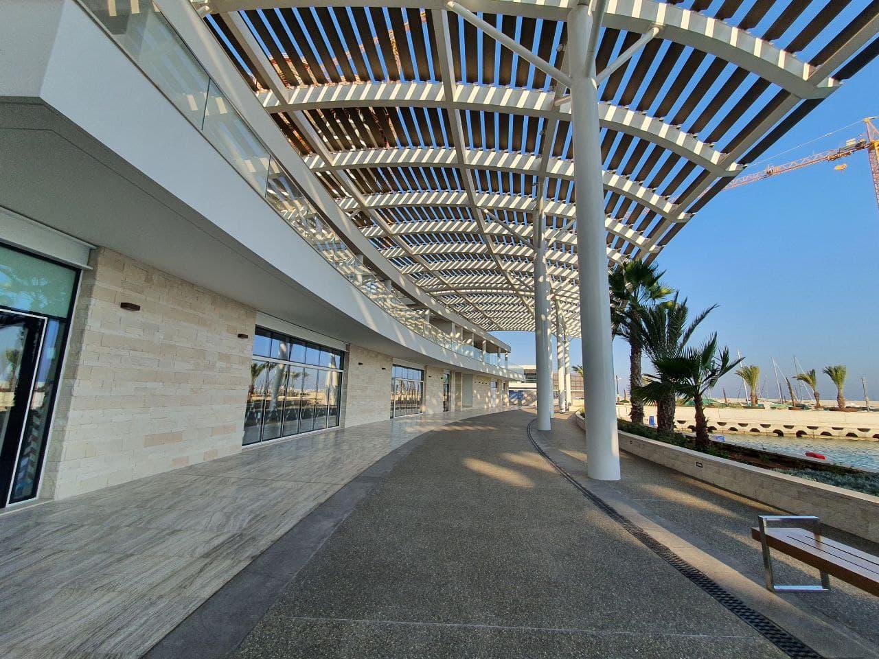 В Айя-Напе активно продвигается строительство новой марины