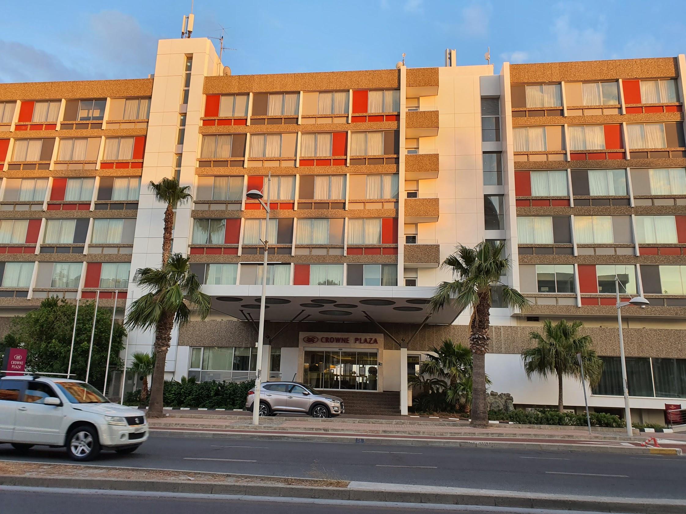 В Лимассоле активно возводят жилые высотки при отелях