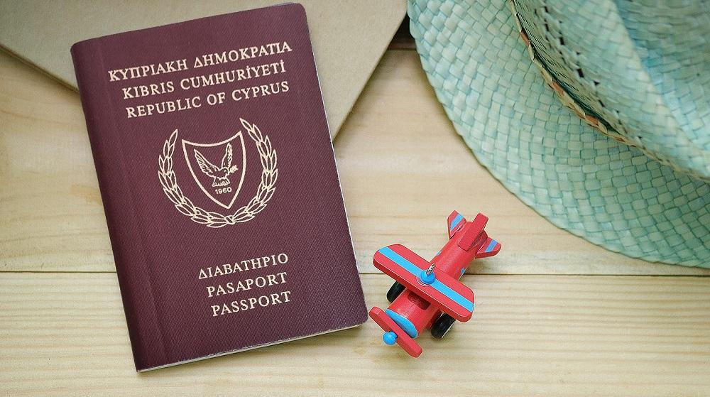 Кипр отказал в гражданстве 30 тысячам детей от смешанных браков на севере острова