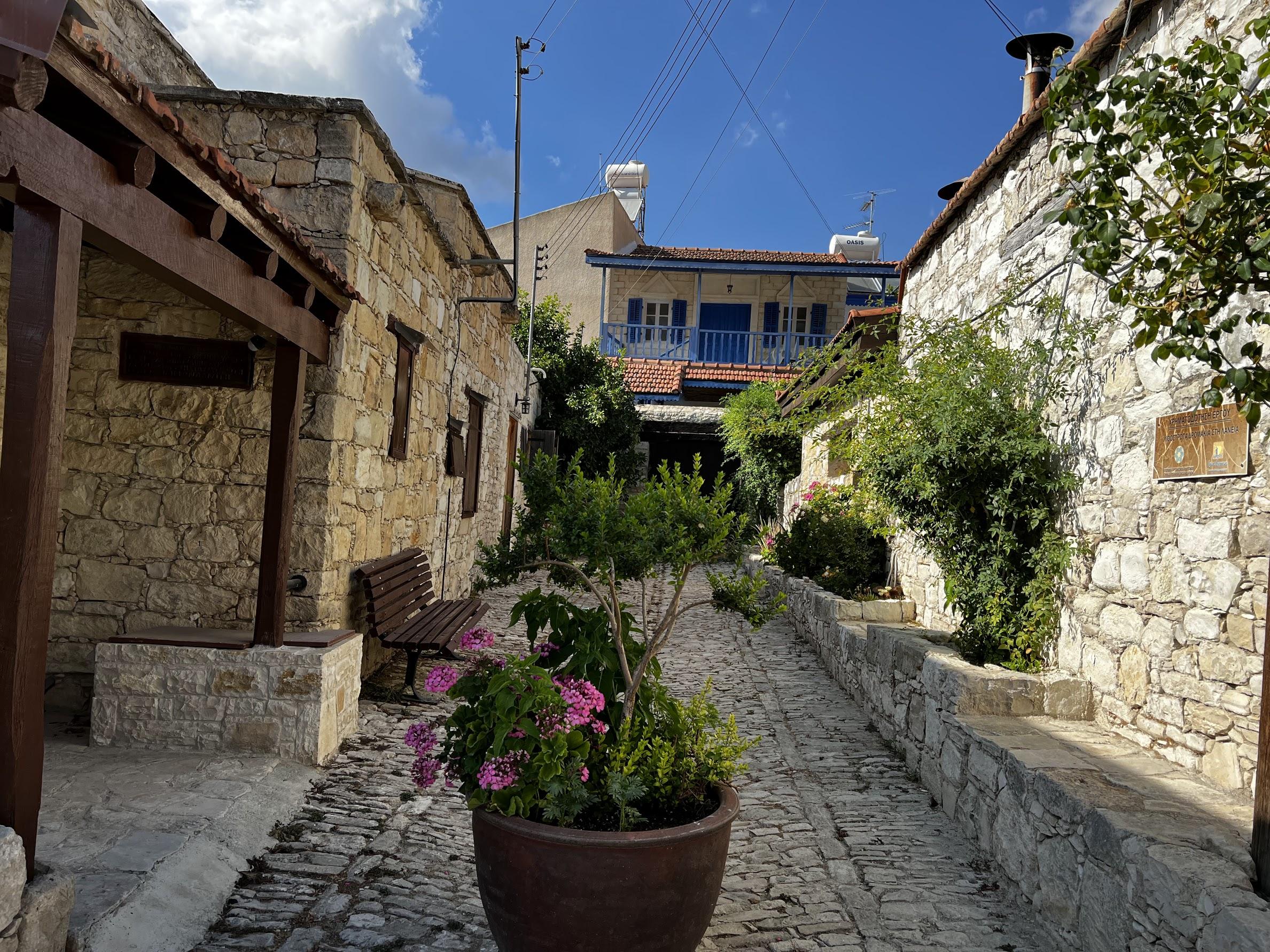 На Кипре стартовала программа модернизации отелей и гостевых домов в сельских и горных районах