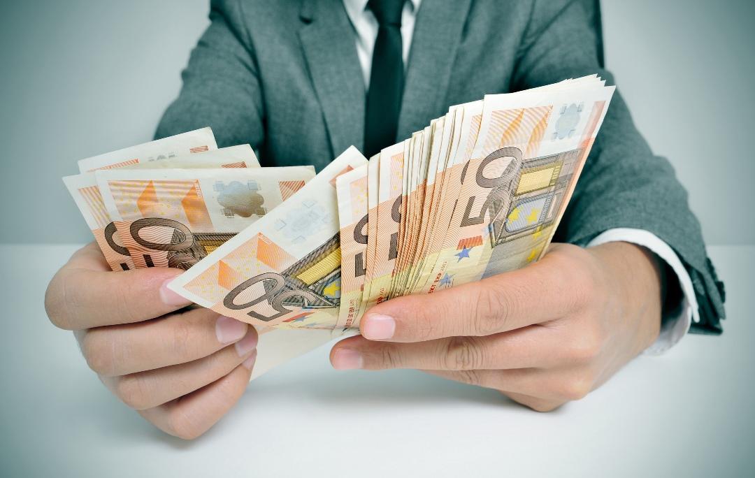 На Кипре снизился объем новых кредитов и депозитов