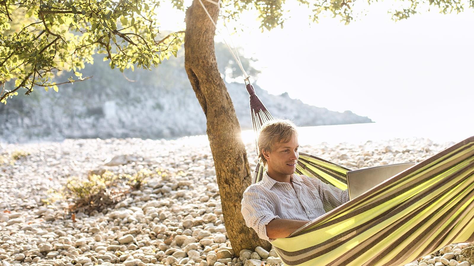 На Кипре начался прием заявок на получение Cyprus Digital Nomad Visa