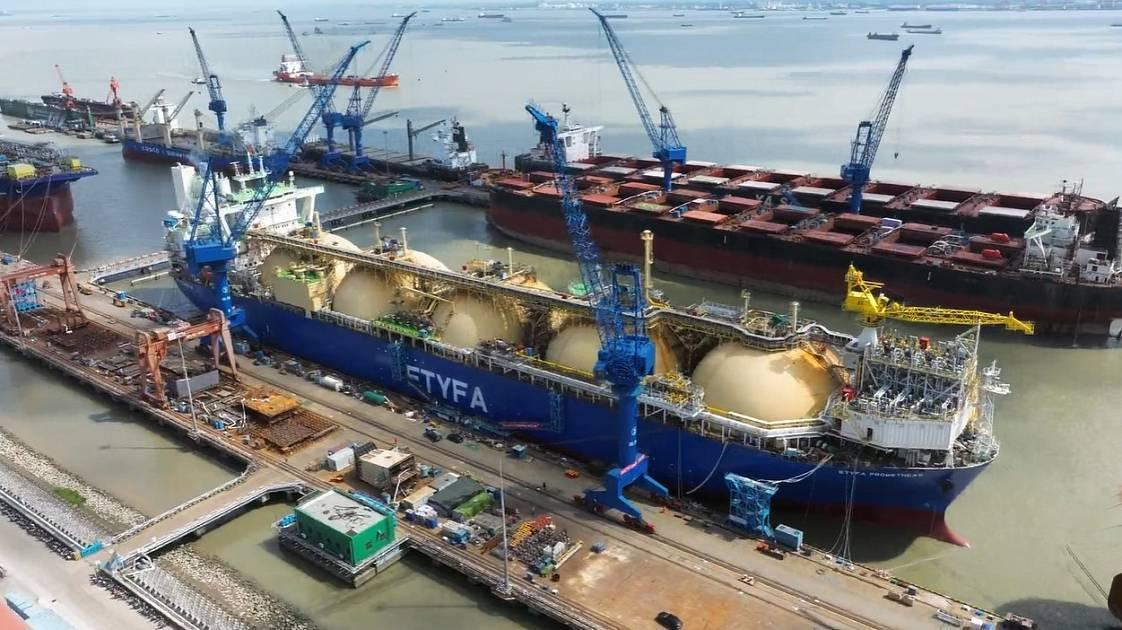 Работы над строительством терминала сжиженного природного газа в Василико возобновились