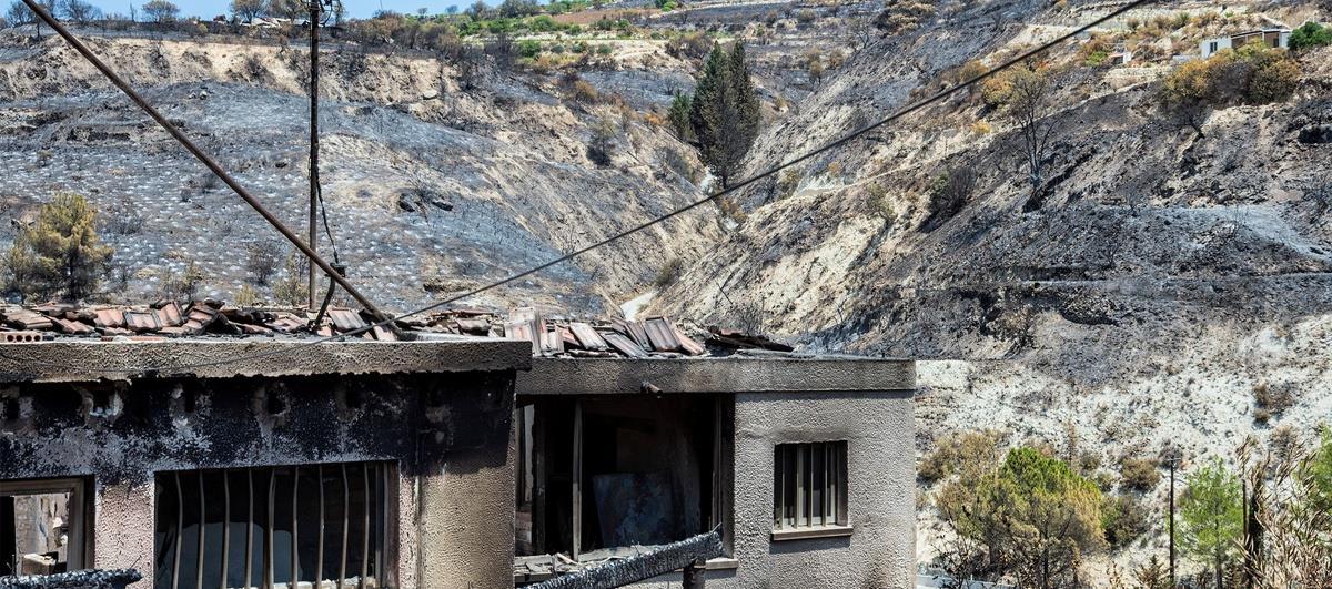 В Лимассоле началась выплата компенсаций пострадавшим от пожара