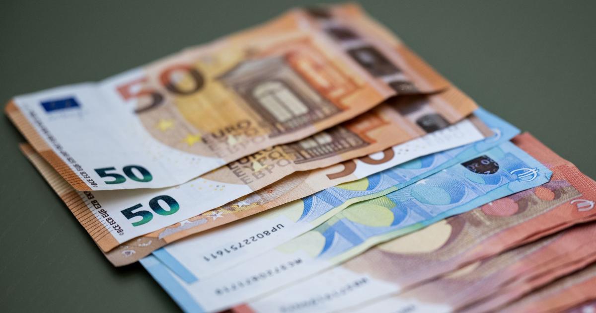 Депозиты на Кипре — одни из самых низких в Европе, кредиты продолжают дорожать