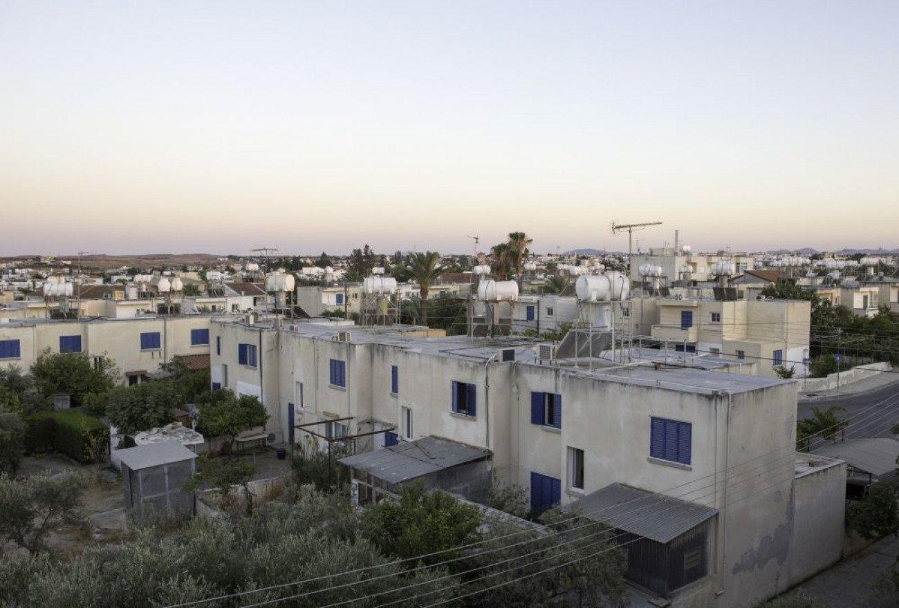 У каждого седьмого беженца на Кипре могут конфисковать дом из-за долгов