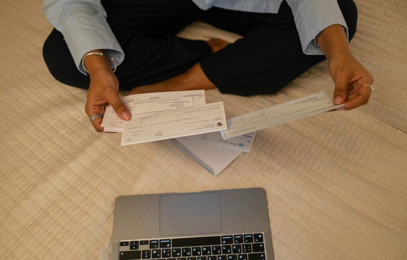 В октябре на Кипре снизилось количество непогашенных чеков