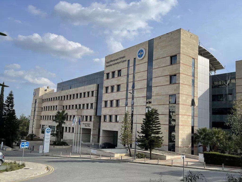 На Кипре продолжают активно устанавливать «умные» счетчики электроэнергии