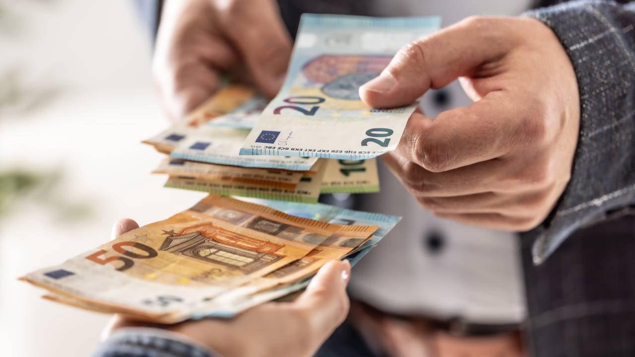 Ставки по депозитам на Кипре падают, а по кредитам — растут