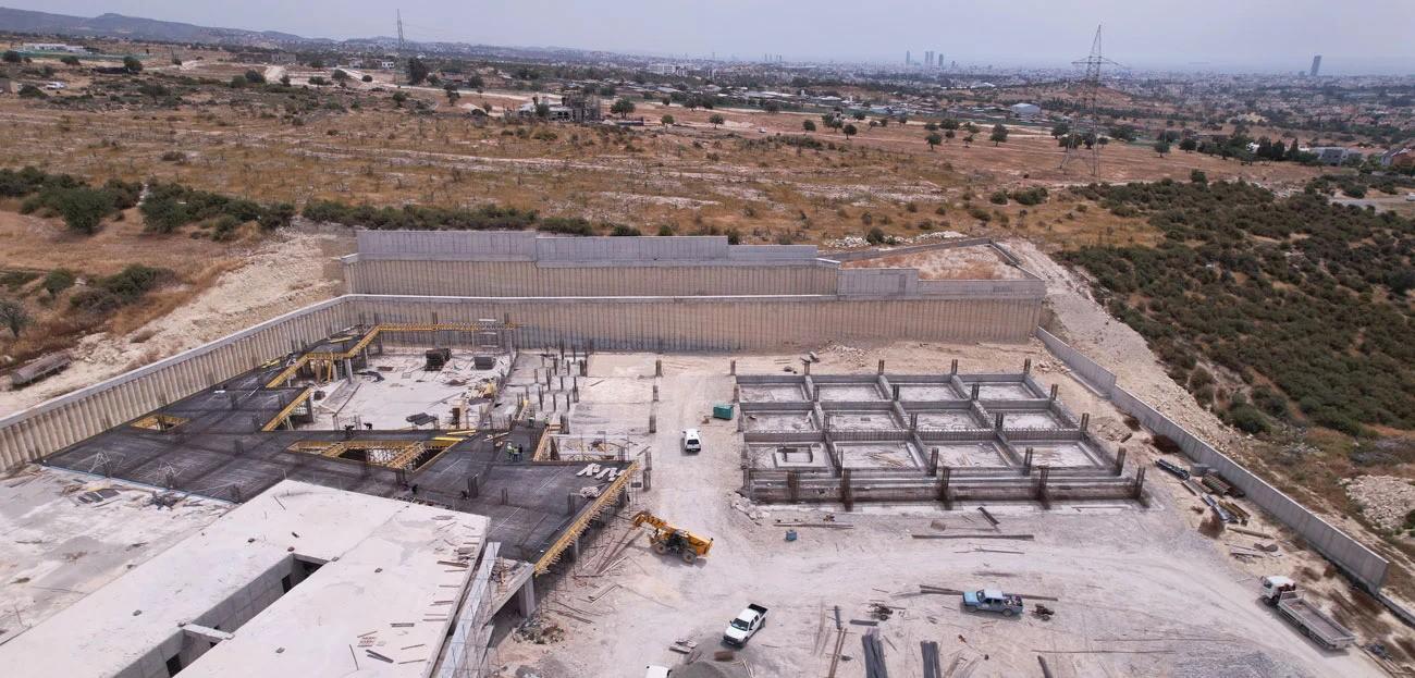 Стимулы для строительства школ на Кипре продлили до 2027 года