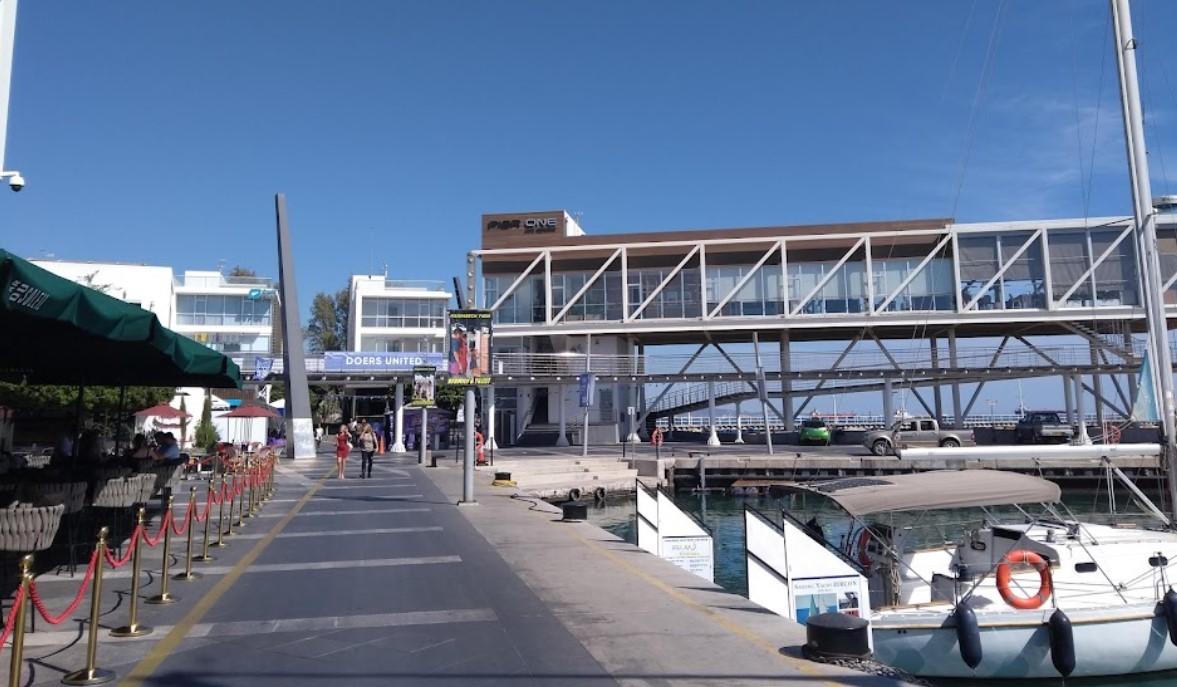 В Старом порту Лимассола ищут новых собственников для коммерческих объектов недвижимости