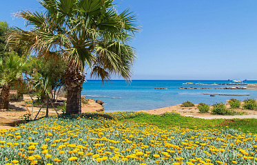 What to bring to Cyprus — a guide to essential items for different seasons and situations