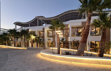 Radisson Beach Resort: роскошный отель в Ларнаке