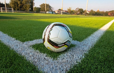 В Лимасоле открыли новый муниципальный футбольный стадион AETOU