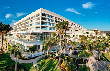 Sale of Parklane Hotel in Limassol Postponed Again