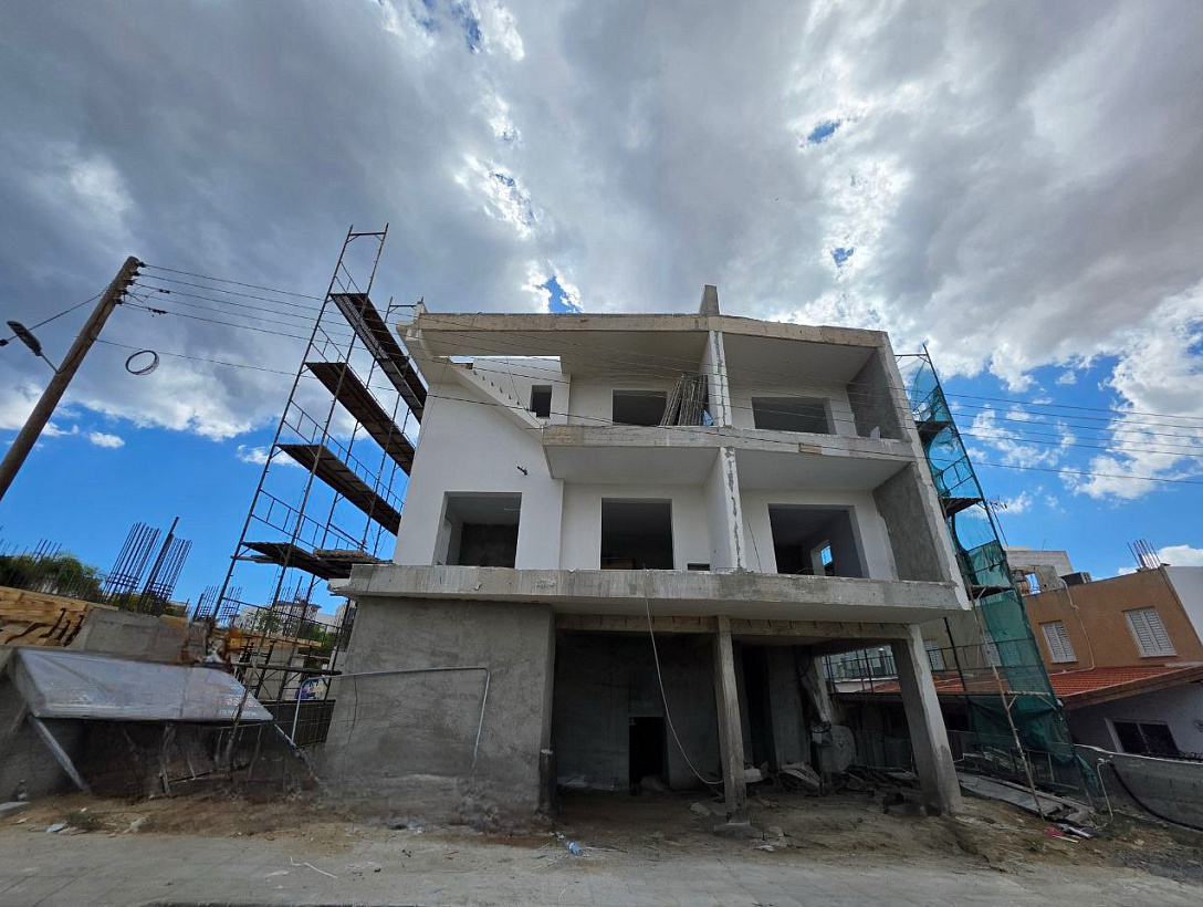 New penthouse in Larnaca