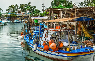 В Лиопетри началась модернизация рыбацкой пристани