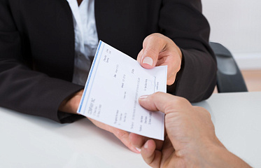 Total uncovered cheques fell significantly in Cyprus