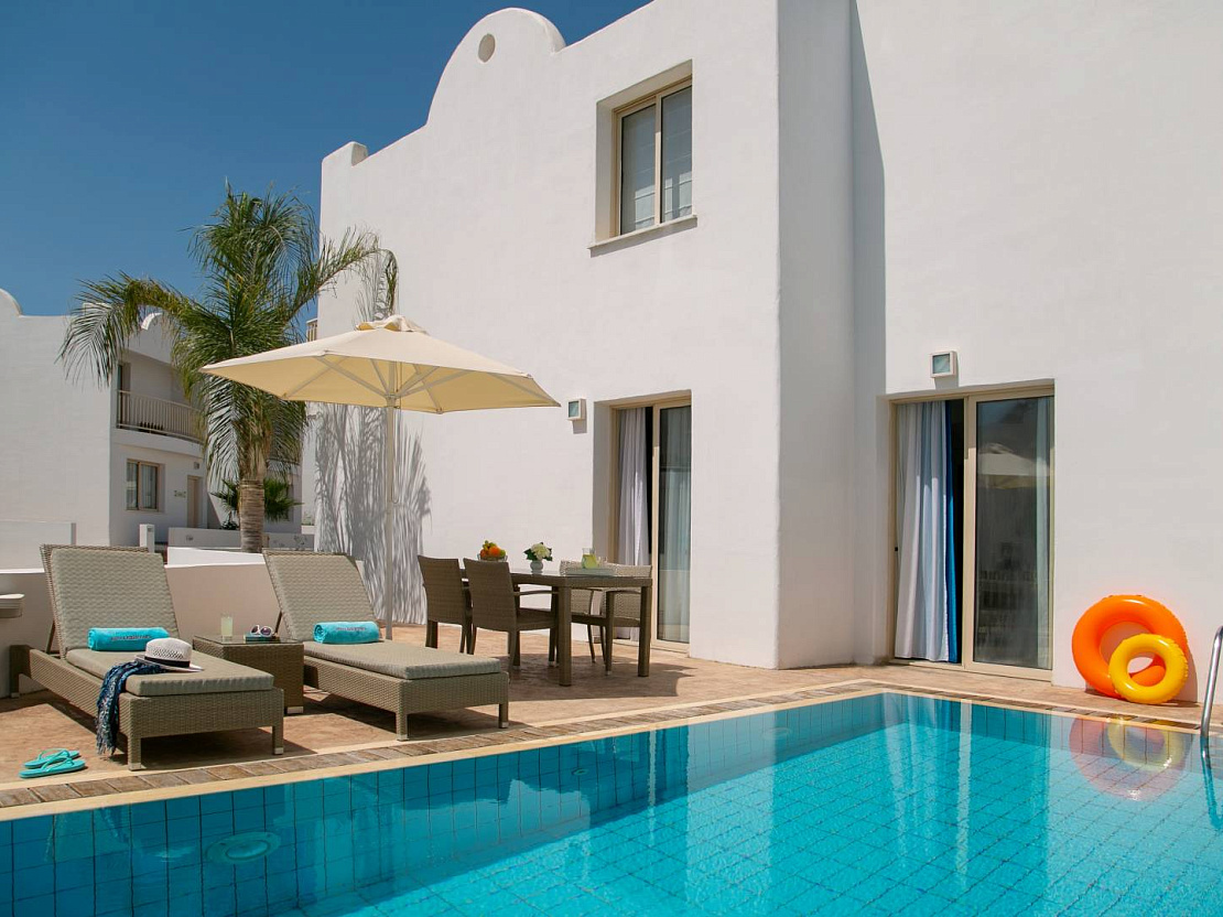 Althea Kalamies Luxury Villas