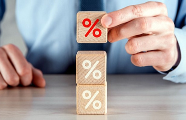 Cyprus Among Leaders in Size of Banking Commission In Eurozone