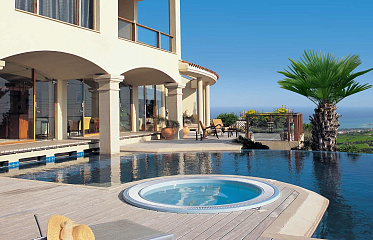 Citizens of which countries most often buy property in Cyprus?