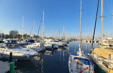 С конца октября любой желающий сможет посещать марину Ларнаки