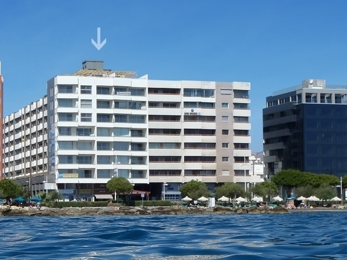 Eden Beach Apartments