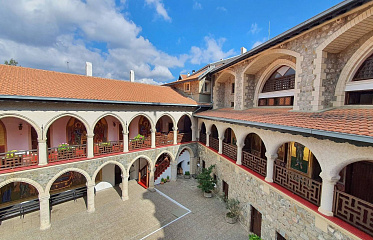 Самые красивые монастыри Кипра