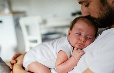 На Кипре изменили правила представления декретного отпуска по уходу за ребенком для мужчин