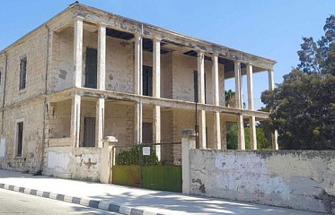 Здание старого учебного центра KEN Paphos модернизируют для нужд города