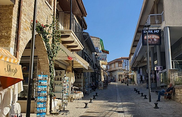 В Лефкаре 555 объектов под угрозой обрушения