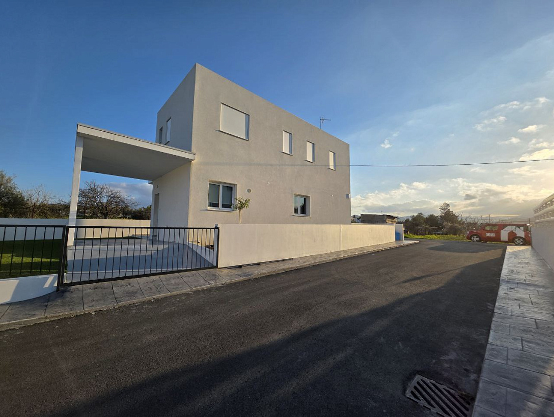 New house in Nicosia