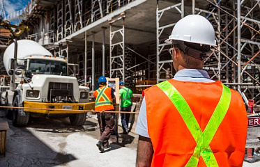 Штрафы за незадекларированную работу на Кипре ограничат законом: что изменится для работодателей