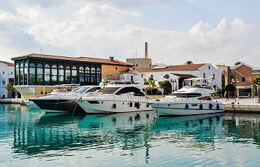 Experts: Cyprus' real estate bubble emerged from the passport program