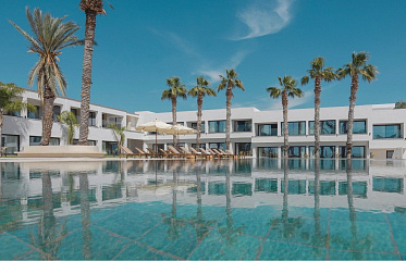 A new 4-star Paphos Hills hotel has opened in Paphos