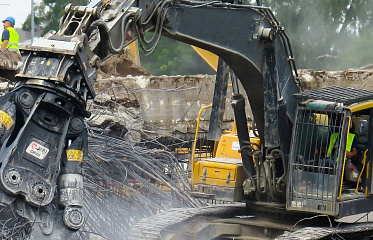 Dismantling of Hellenic Petroleum Oil Tanks Completed in Larnaca