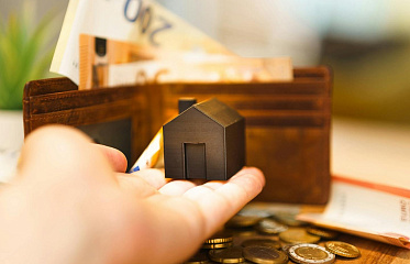 Средняя заработная плата на Кипре выросла до 2452 евро