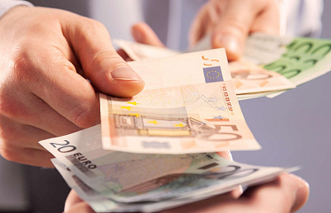 Loan restructuring volume declines in Cyprus