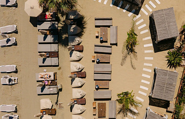 5 Unique Beach Bars in Larnaca