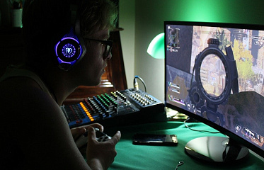 How will the suspension of the Cyprus investments program reflect on game dev?