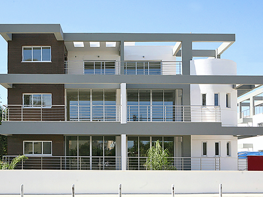 Zavos Park Residence