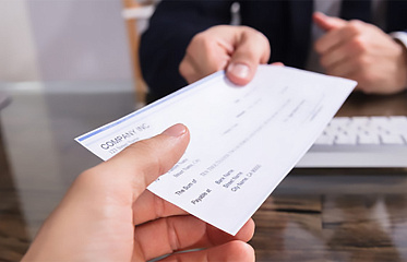 The volume of uncovered checks in Cyprus exceeded €1.7 million