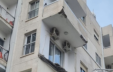 Balcony in a high-rise building collapsed in Limassol
