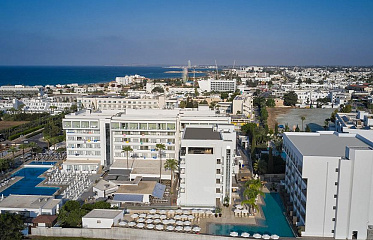 В Айя-Напе после реновации открылся отель Atlantica Sancta Napa Resort