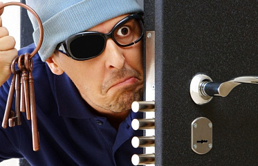 How to protect your Cyprus home from theft while on vacation?