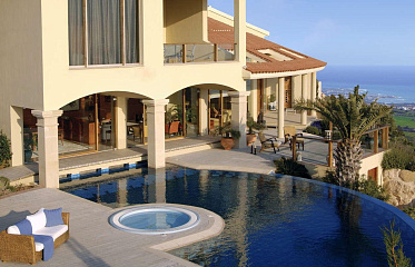 Luxury Real Estate Market Collapses in Cyprus