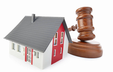 The owners of small and mediums business are outraged by the Anastasiadis' decision